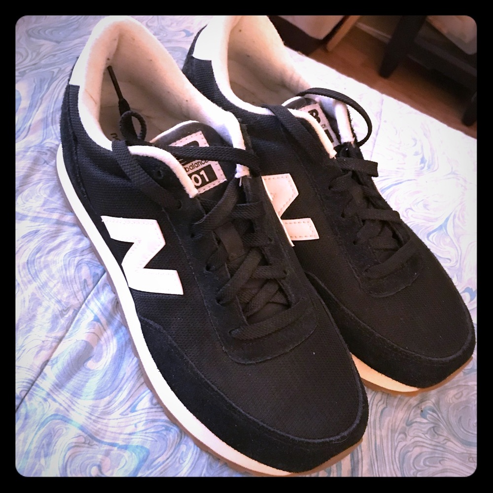 New Balance 501 Women’s Size 9 M